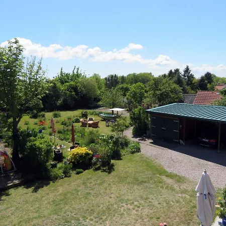 Viel Und Idyllische Umgebung - Honigtopf Haeuschen Kormorannnest *