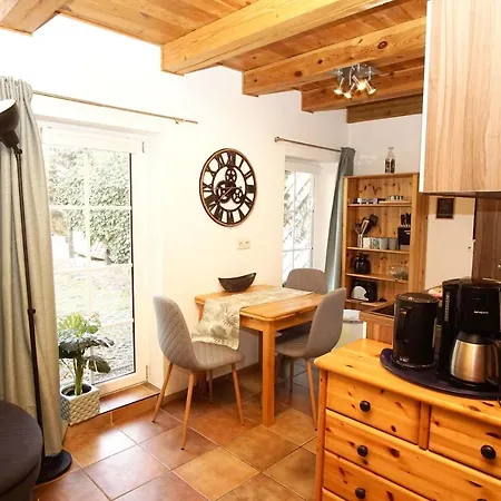 Viel Und Idyllische Umgebung - Honigtopf Haeuschen Kormorannnest